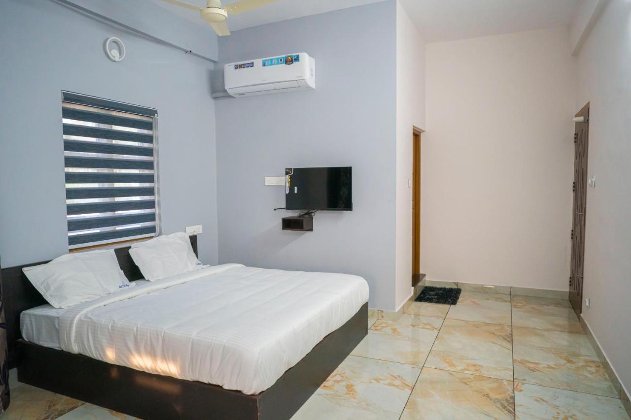 فندق Aldora Airport Residency نيدومباسيري المظهر الخارجي الصورة